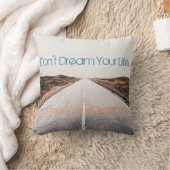 夢を見る…あなたの夢を生きる クッション (ブランケット)