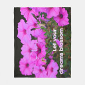 夢を見る フリースブランケット (正面)