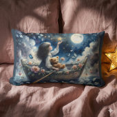 夢見る少女の月光の下のボートの幻想的なシーン ランバークッション
