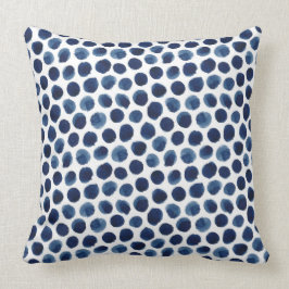 大きいインディゴか青い水彩画の水玉模様パターン クッション