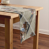 大きいバセットハウンド ショートテーブルランナー (インサイチュ)