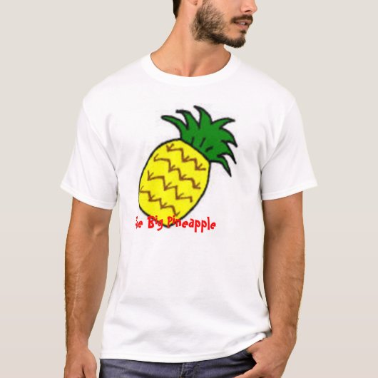 大きいパイナップル Tシャツ (正面)