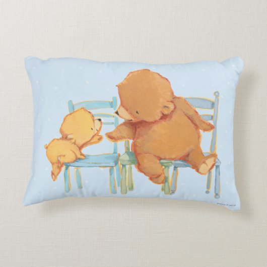 大きいヒグマは少しに黄色いくまを救済します アクセントクッション (裏面)