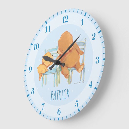 大きいヒグマは少しに黄色いくまを救済します ラージ壁時計 (傾斜)