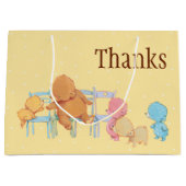 大きいヒグマ及び友人の共有4の椅子 ラージペーパーバッグ (正面)