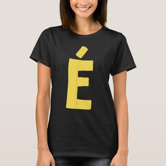 大きい文字と黄色はっきりしたの文字 Tシャツ (正面)