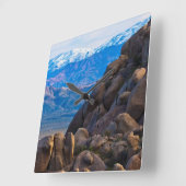 大きい石および山 スクエア壁時計 (傾斜)