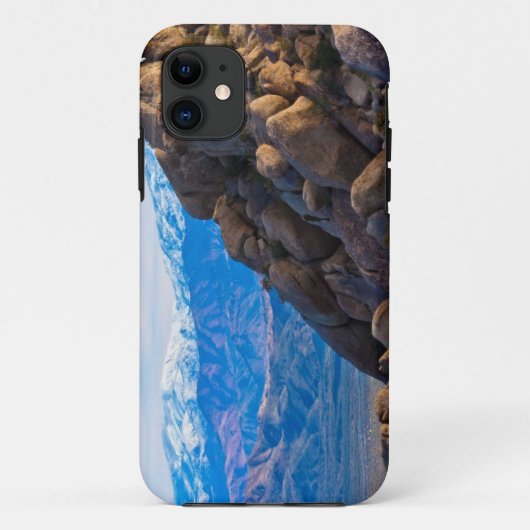 大きい石および山 Case-Mate iPhoneケース (裏面)