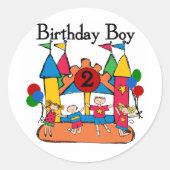 大きい跳ね上がりの男の子の第2誕生日のTシャツおよびギフト ラウンドシール (正面)