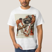 大きい銃に荷を積む船員の大きな塊 Tシャツ (正面)