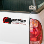 大きい魚は大きいはえを食べます バンパーステッカー (トラック上)