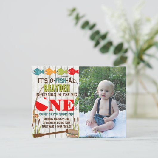 大きい1つの採取のテーマの灰色の男の子の最初誕生日 インビテーションポストカード (スタンド正面)