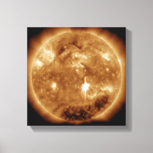 大きいXクラスの太陽フレアは日曜日に噴火します キャンバスプリント