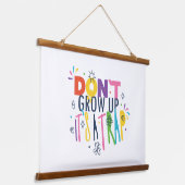 大きくなってはいけない罠だ 吊り下げ型タペストリー (傾斜あり)