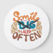 大きく笑って、よく笑って：喜び ラージ壁時計 (正面)