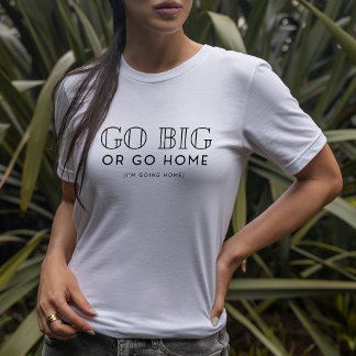 大きく行くか家に帰るスナーキーおもしろい皮肉 Tシャツ