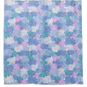 大きく青いすみれ色の花柄 シャワーカーテン (正面)