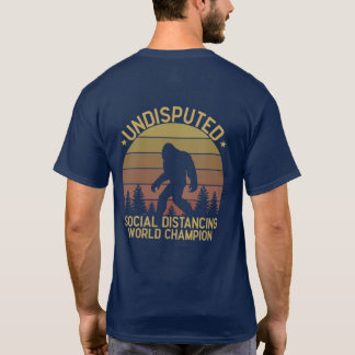 大きなおもしろい足の社会的距離 Tシャツ