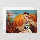 大きなかわいらしかぼちゃの感謝祭を持つ若い女性 ポストカード (正面/裏面)