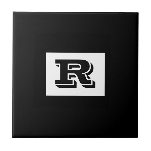 大きなはっきりした輪郭の黒モノグラム、黒 タイル (正面)