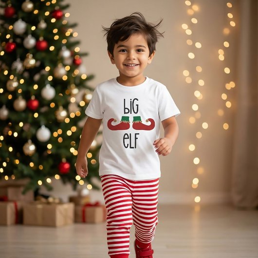 大きなエルフのクリスマス Tシャツ