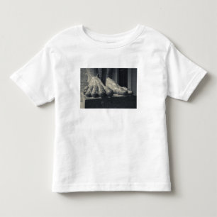 大きなエルミタージュの建物、彫刻の足元 トドラーTシャツ