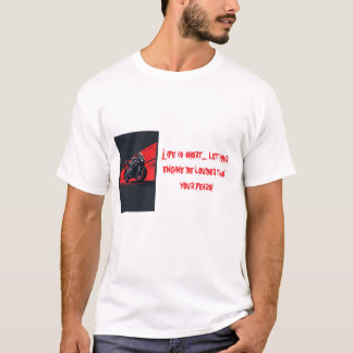 大きなエンジン、恐れを知らないハートオートバイマグ Tシャツ
