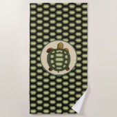 大きなカメとカメの甲羅 ビーチタオル (正面)