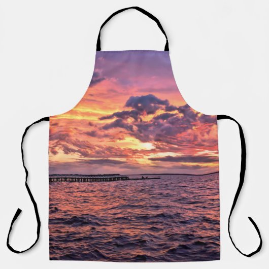 大きなカラフルの夕焼けが海岸に浮かぶ、美しい、c エプロン (正面)