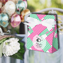 大きなダービー帽子の女性 ホットピンク 緑のストライプ テント フェイバーボックス