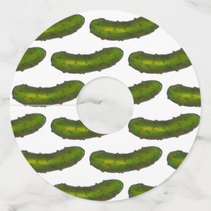 大きなディルのカリカリのグリーンコーシェースピックルの一種 ワイングラスタグ