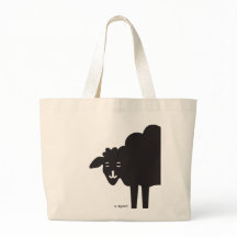 大きなトートバッグの中を踏み込む