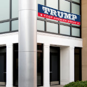大きなドナルド・トランプ共和党員 Keep America Great 横断幕 (ビルの外側)