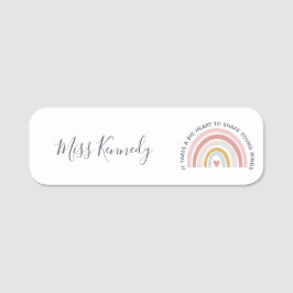 大きなハートで若者の心を形作る先生 名札