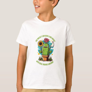 大きなハートと一緒に移り変わるサボテン – かわいいかわいい Tシャツ