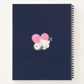 大きなピンクのハートと寝るネコちゃん ノートブック (裏面)