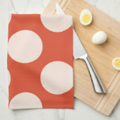 大きなピンクの水玉模様が赤で丸い キッチンタオル (四つ折り)