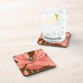 大きなピンク色の花と深い赤 コースター (右側)