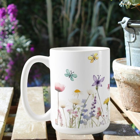 大きなマグウォーター色の野生の花と蝶 コーヒーマグカップ