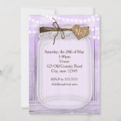 大きなメイソンジャーとライト ラベンダー パープル ラスティック 招待状 (裏面)