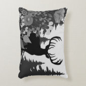 大きなラックが森から出る鹿 アクセントクッション (正面(垂直))