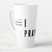 大きなラテマグとキリスト書教のマグ カフェラテマグ (左アングル)