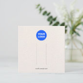 大きなロゴ レザー ヘア クリップ ディスプレイ 招待状 (スタンド正面)