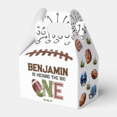 大きなワンサッカーの第1の誕生日の好意を蹴る フェイバーボックス (裏面サイド)