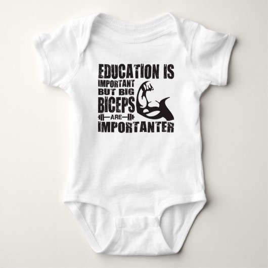 大きな二頭筋は教育のシャツより大切 Tシャツ (正面)