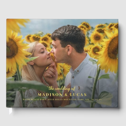 大きな写真と金ゴールドの文字結婚黒の ゲストブック (正面)