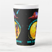 大きな夢を見る人のために惑星が整列する カフェラテマグ (正面)