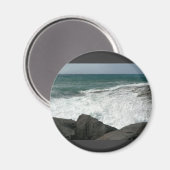 大きな岩で波が砕ける マグネット (正面/裏面)