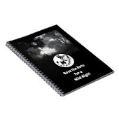 大きな斑点のあるジェネのシルエットのモノグラム写真 ノートブック (右側)