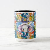 大きな本を持っている象の二音コーヒーマグ ツートーンマグカップ (中央)